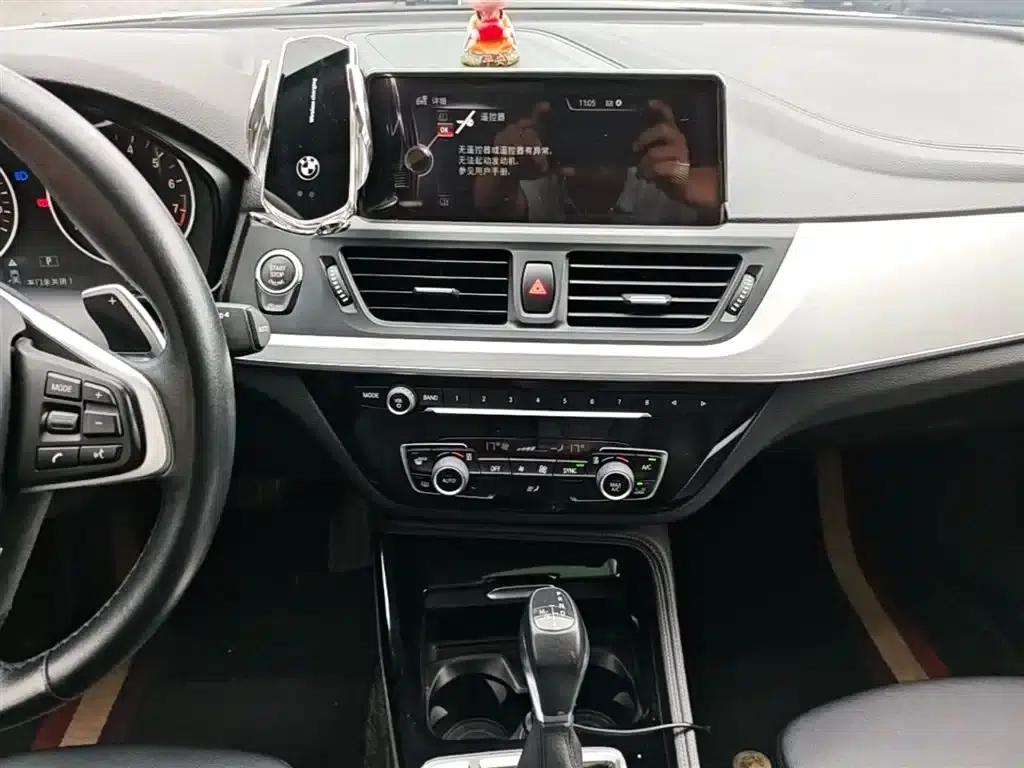 2017 BMW 1 Series 120i Design Package — миниатюра 13