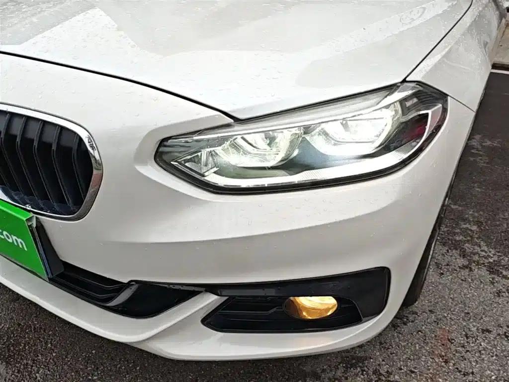 2017 BMW 1 Series 120i Design Package — миниатюра 24