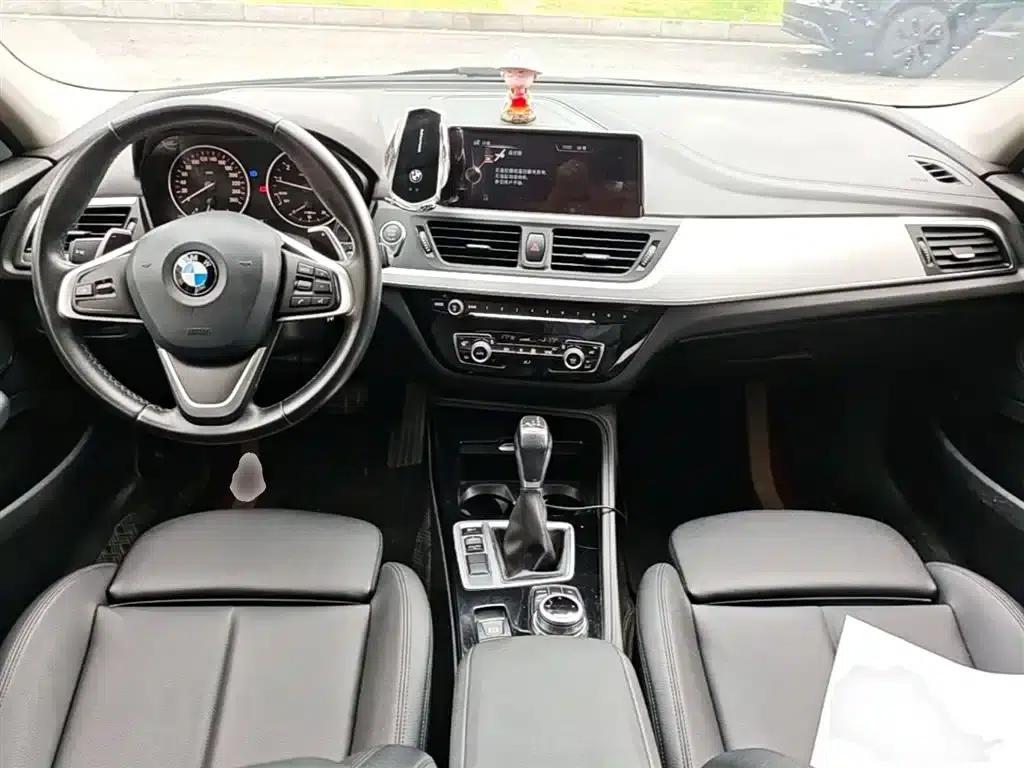 2017 BMW 1 Series 120i Design Package — миниатюра 10