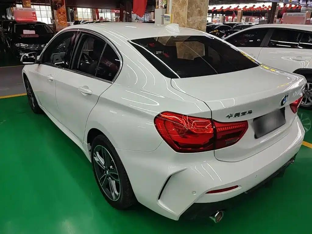 2023 BMW 1 Series 120i M Sport — миниатюра 5