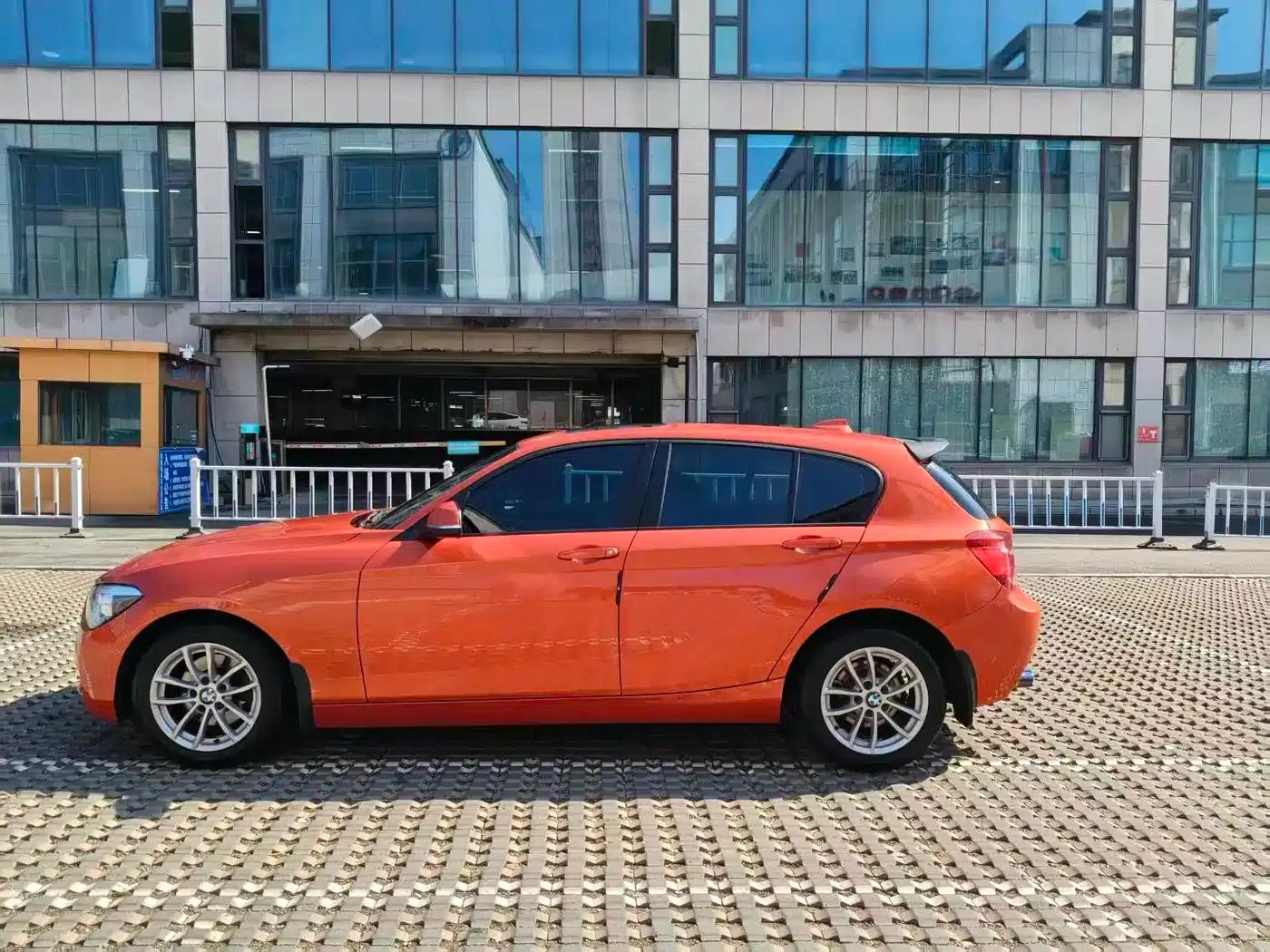 2013 BMW 1 Series (Imported) Facelift 118i Leading Edition — миниатюра 4