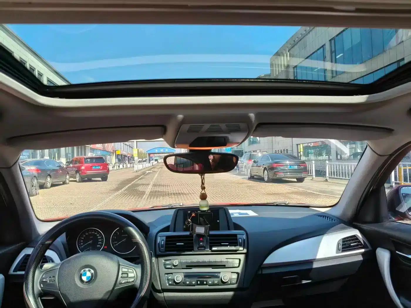 2013 BMW 1 Series (Imported) Facelift 118i Leading Edition — миниатюра 6
