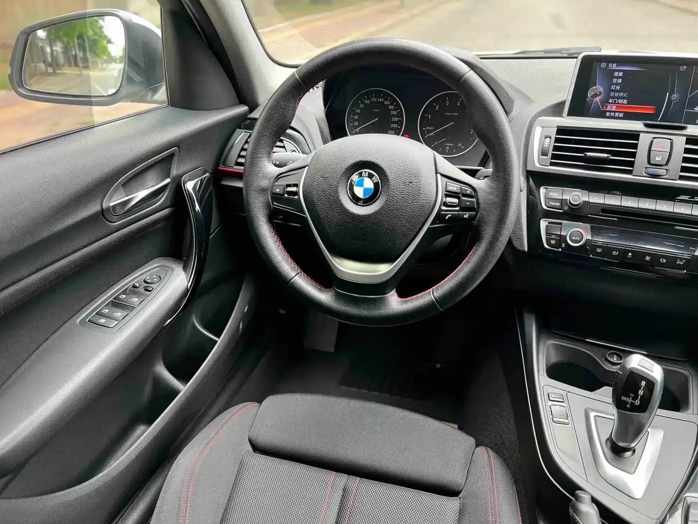 2016 BMW 1 Series Imported Model 120i Sport Design Package — миниатюра 12