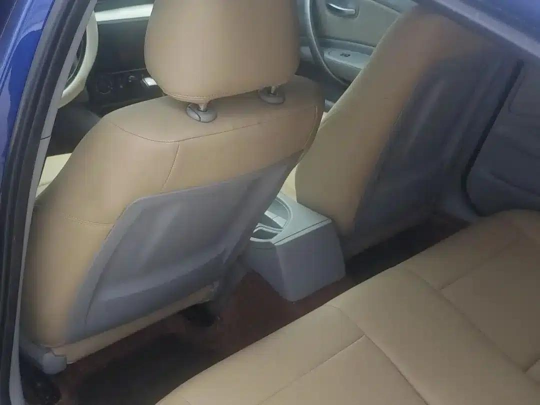 2010 BMW 1 Series Imported 120i Sport Limited Edition — миниатюра 5