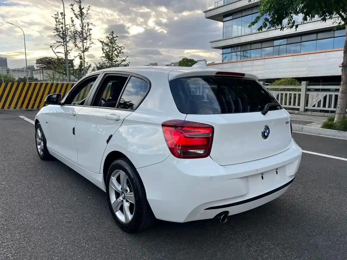 2013 BMW 1 Series (Imported) Facelift 118i Leading Edition — миниатюра 12