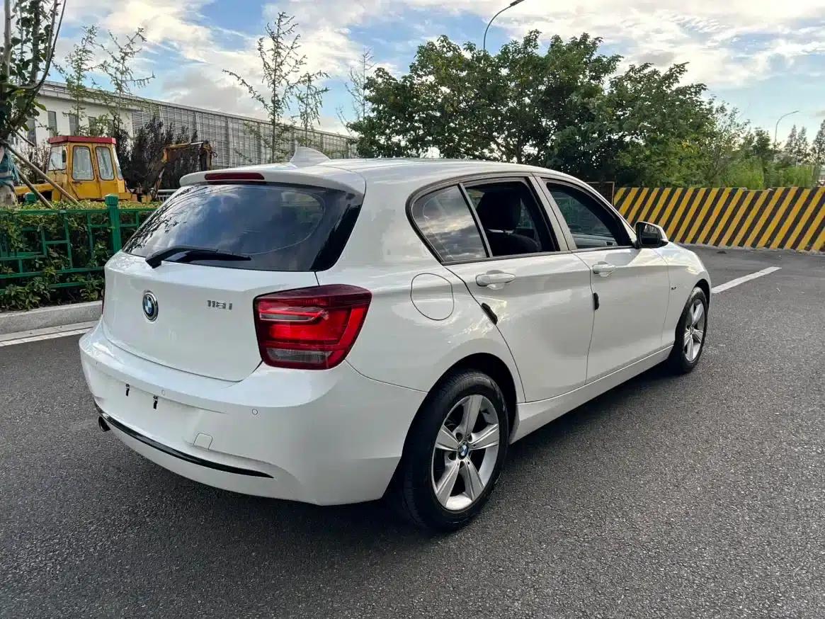 2013 BMW 1 Series (Imported) Facelift 118i Leading Edition — миниатюра 10