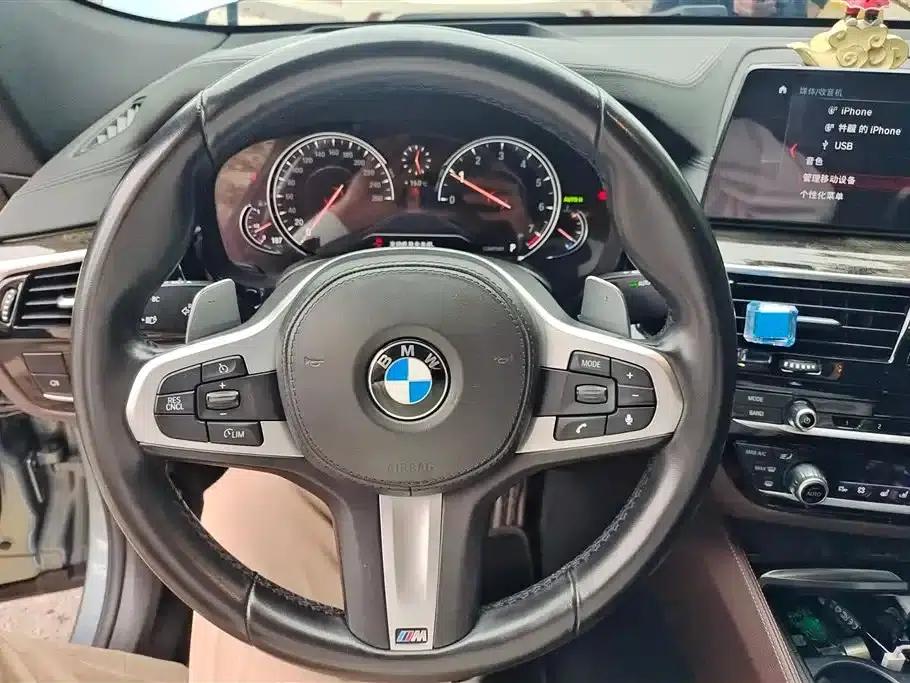 2018 BMW 6 Series GT 640i xDrive M Sport Package — миниатюра 15