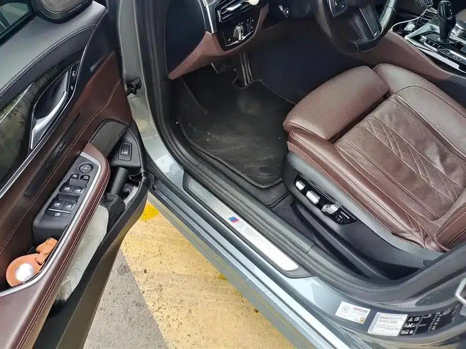 2018 BMW 6 Series GT 640i xDrive M Sport Package — миниатюра 9