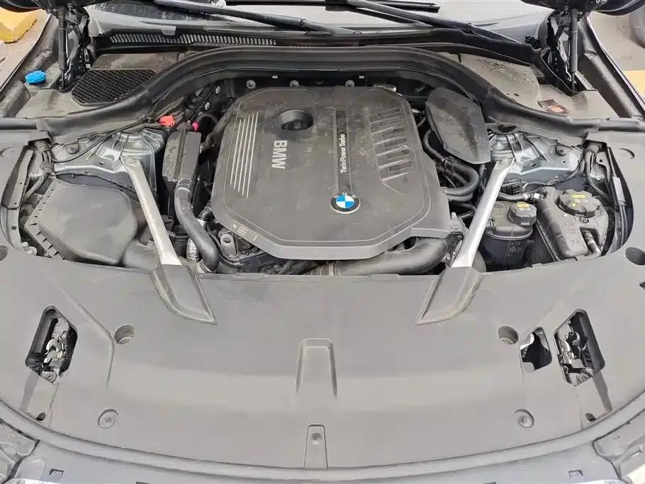 2018 BMW 6 Series GT 640i xDrive M Sport Package — миниатюра 10