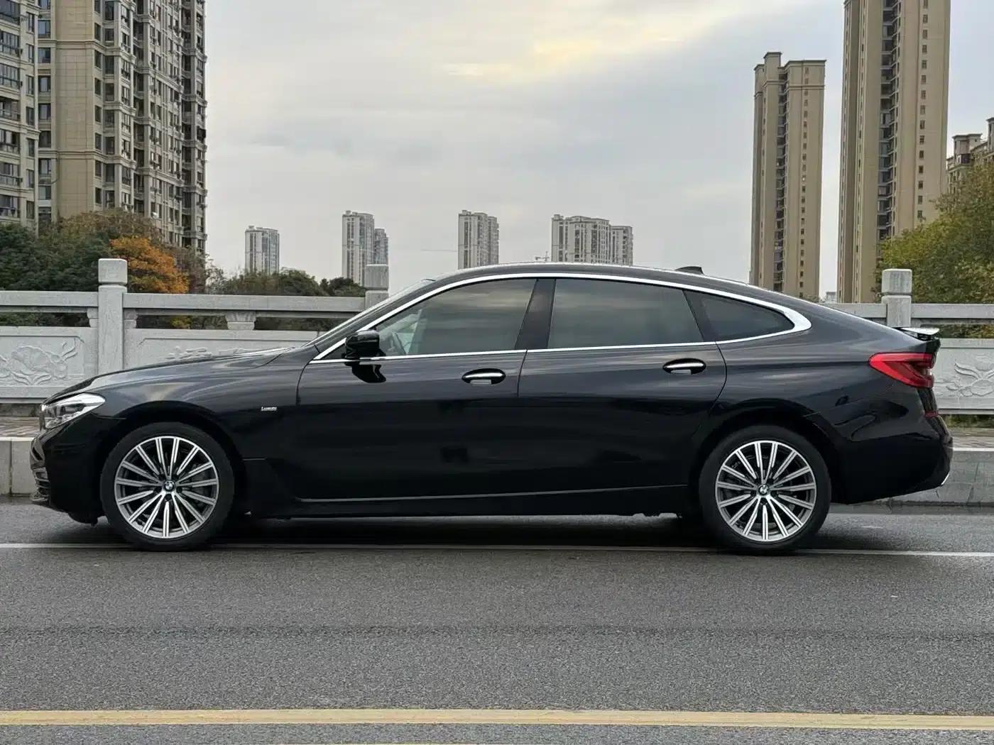 2018 BMW 6 Series GT 630i M Sport Package — миниатюра 3