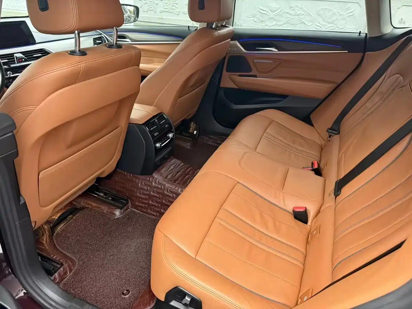 2018 BMW 6 Series GT 630i M Sport Package — миниатюра 6
