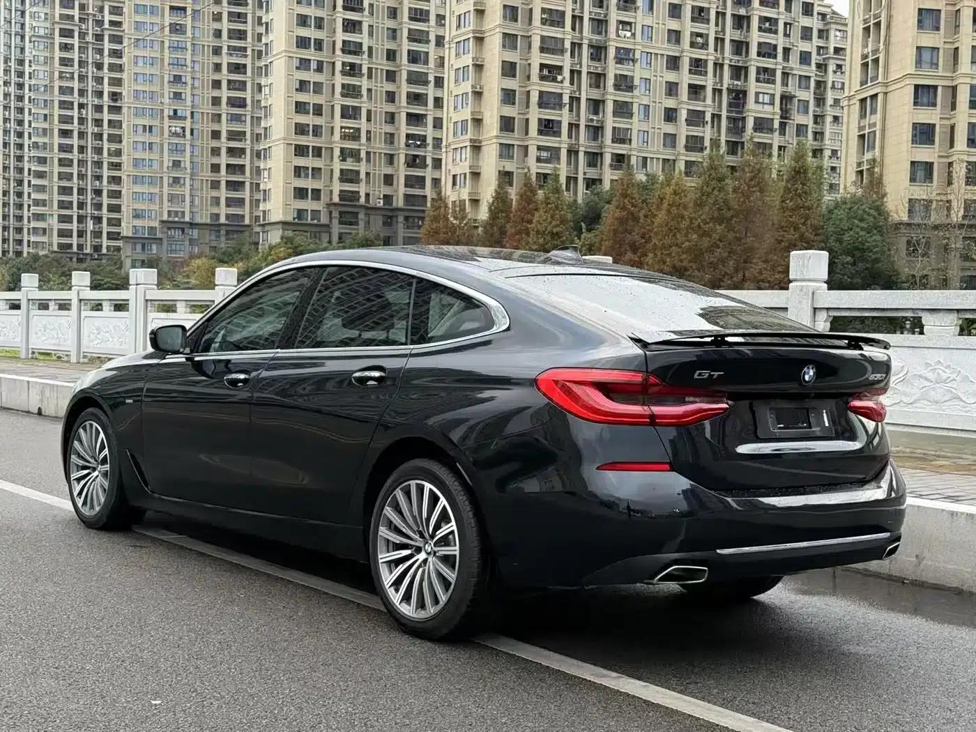 2018 BMW 6 Series GT 630i M Sport Package — миниатюра 7