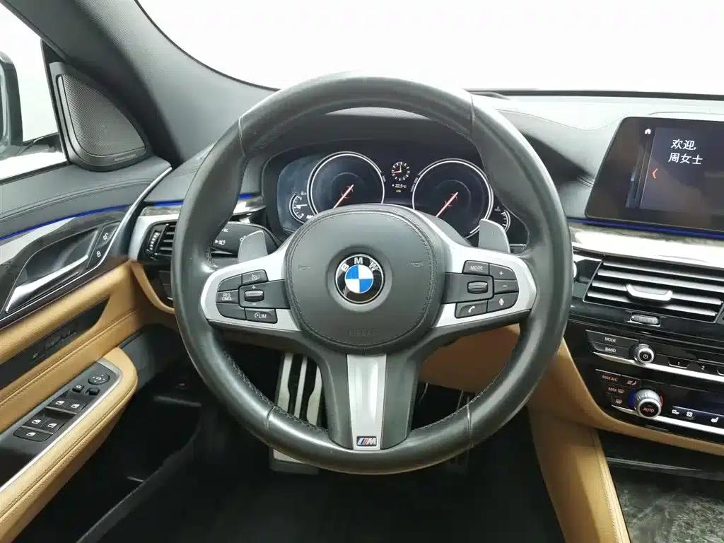 2018 BMW 6 Series GT 630i M Sport Package — миниатюра 11