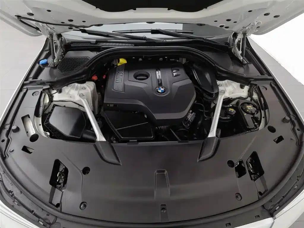 2018 BMW 6 Series GT 630i M Sport Package — миниатюра 6