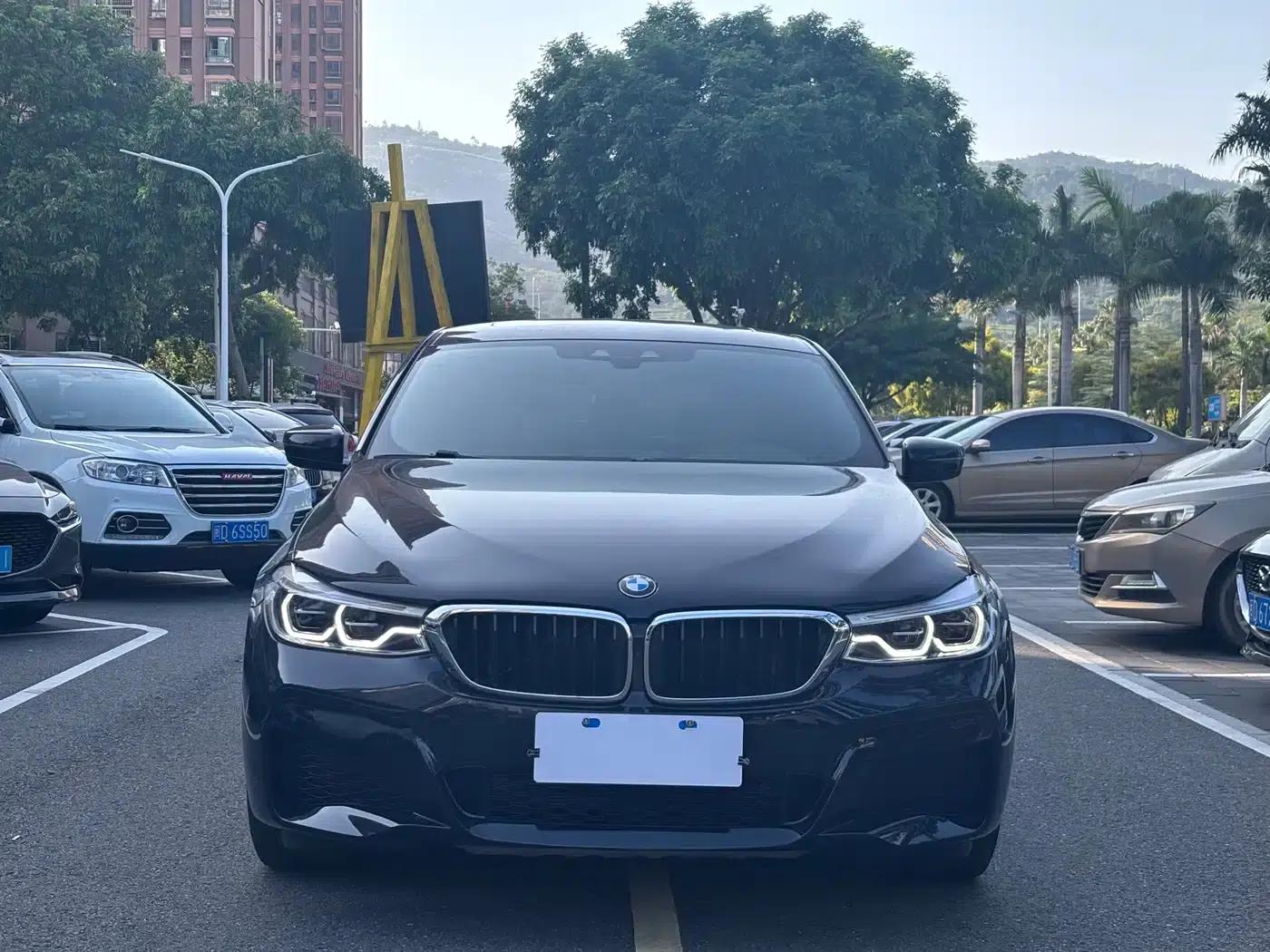 2019 BMW 6 Series GT 630i M Sport Package — миниатюра 2