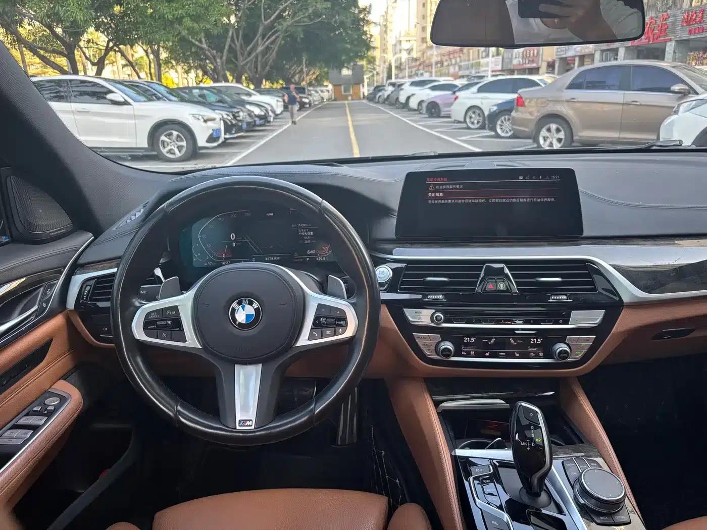 2019 BMW 6 Series GT 630i M Sport Package — миниатюра 6