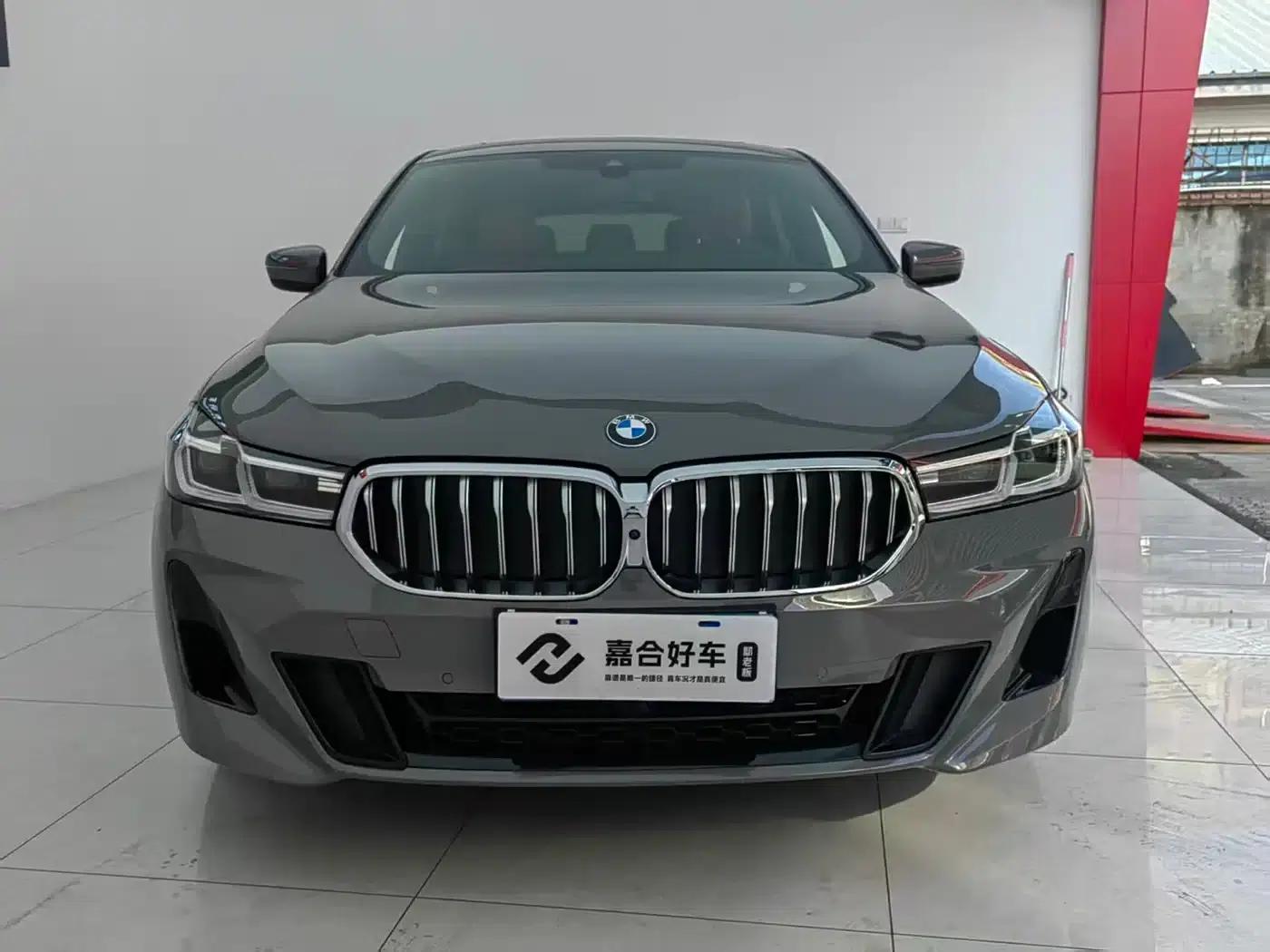 2022 BMW 6 Series GT 630i M Sport Package — миниатюра 2