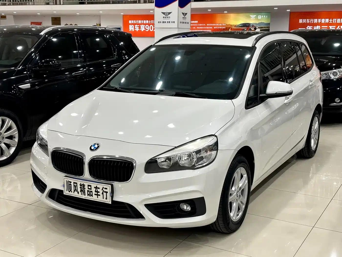 2015 BMW 2 Series Gran Tourer 218i Leading Edition — миниатюра 32