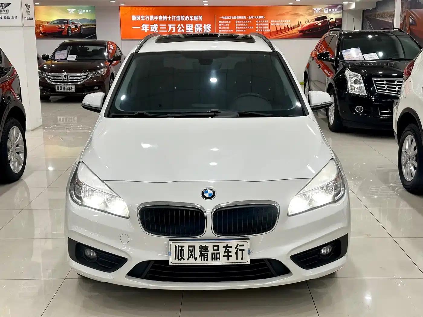2015 BMW 2 Series Gran Tourer 218i Leading Edition — миниатюра 33