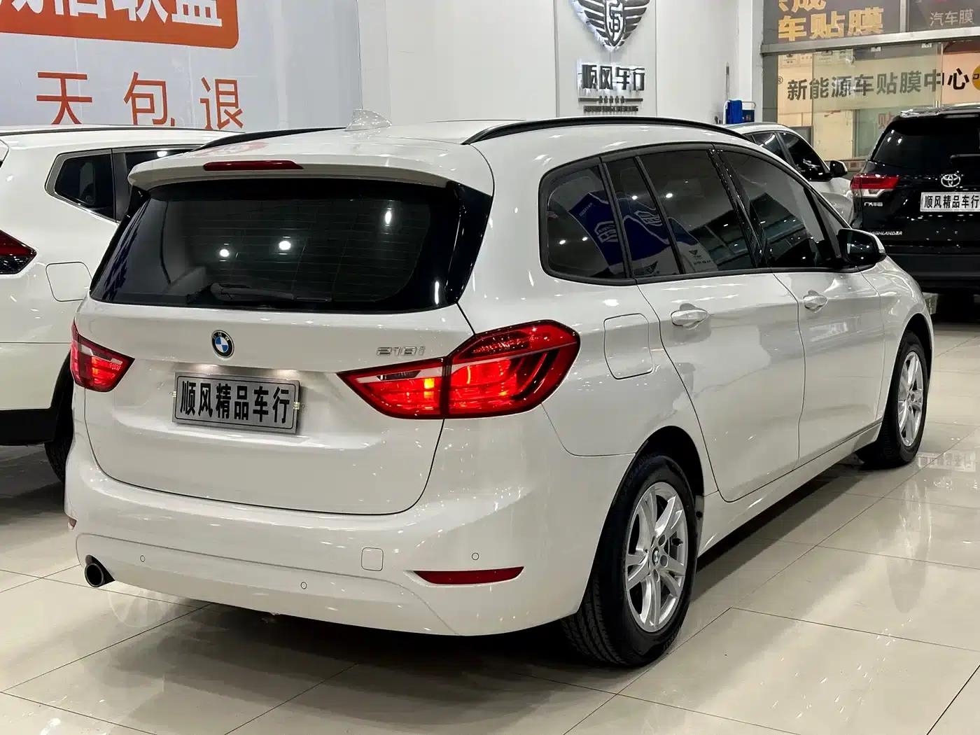 2015 BMW 2 Series Gran Tourer 218i Leading Edition — миниатюра 5