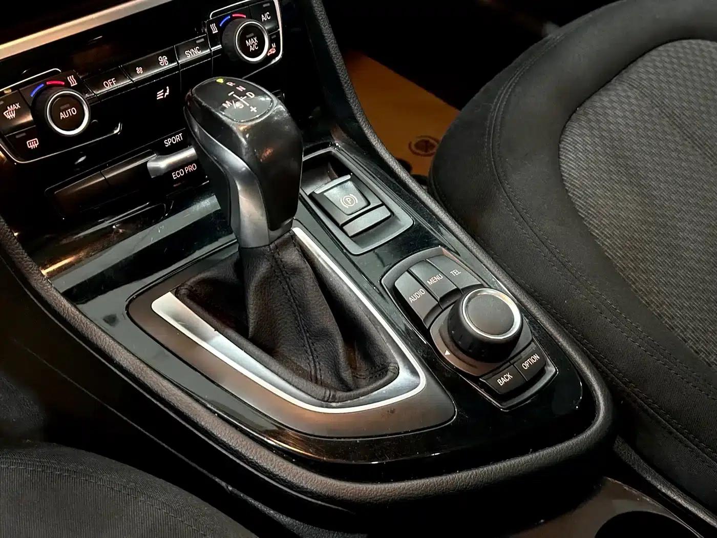 2015 BMW 2 Series Gran Tourer 218i Leading Edition — миниатюра 7