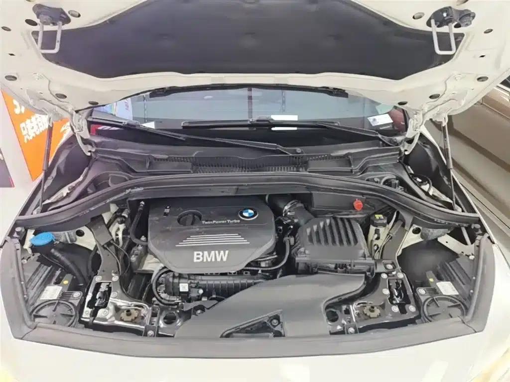 2015 BMW 2 Series Gran Tourer 218i Leading Edition — миниатюра 20