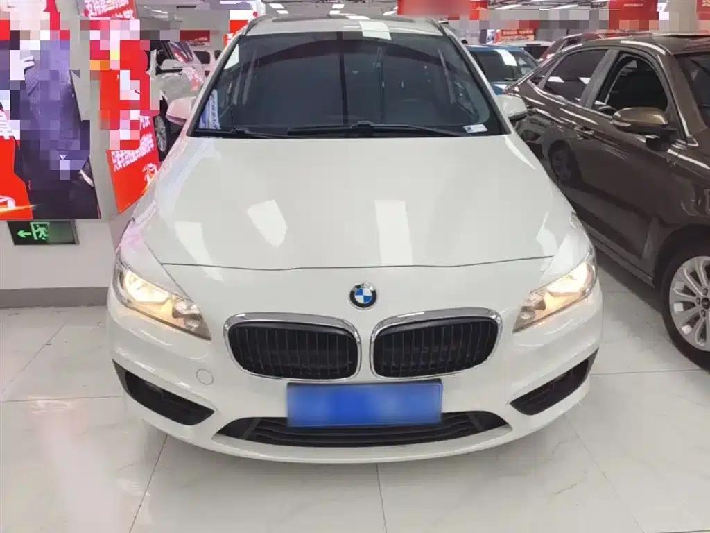 2015 BMW 2 Series Gran Tourer 218i Leading Edition — миниатюра 3
