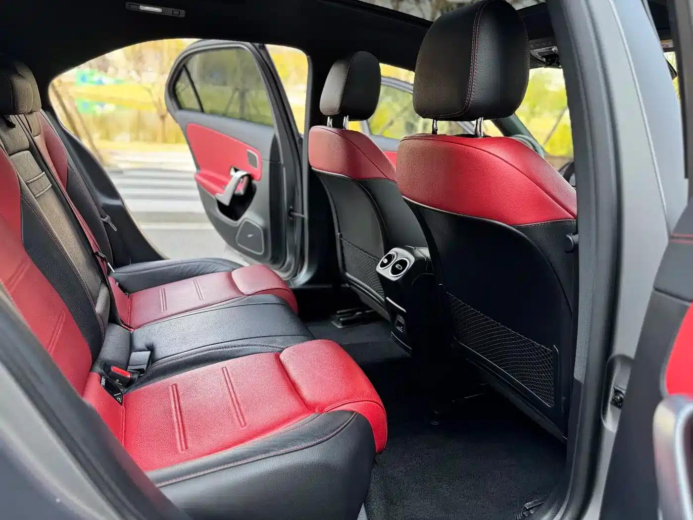 2022 Mercedes-Benz A-Class AMG A 35 L 4MATIC — миниатюра 4