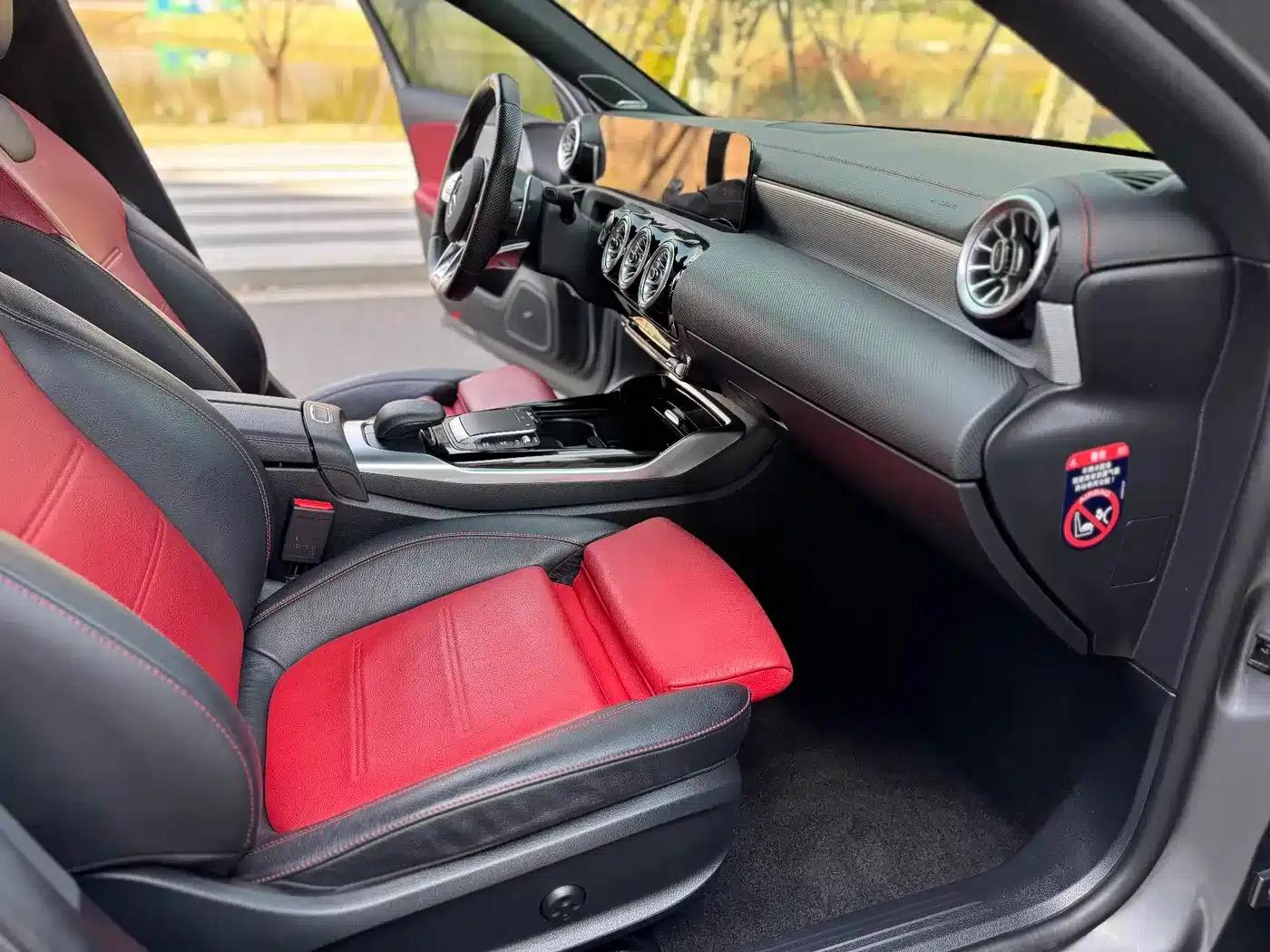 2022 Mercedes-Benz A-Class AMG A 35 L 4MATIC — миниатюра 5