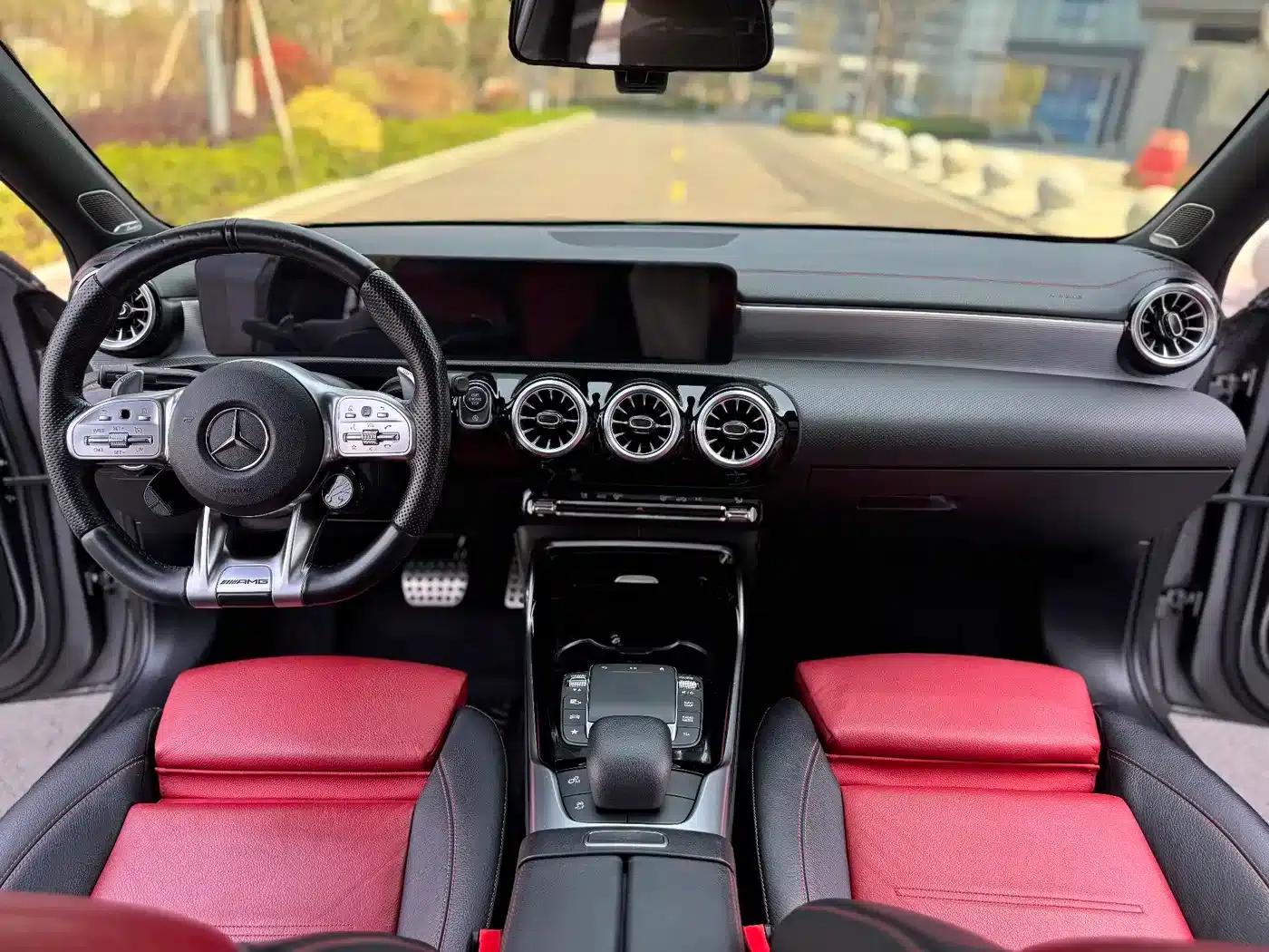 2022 Mercedes-Benz A-Class AMG A 35 L 4MATIC — миниатюра 6