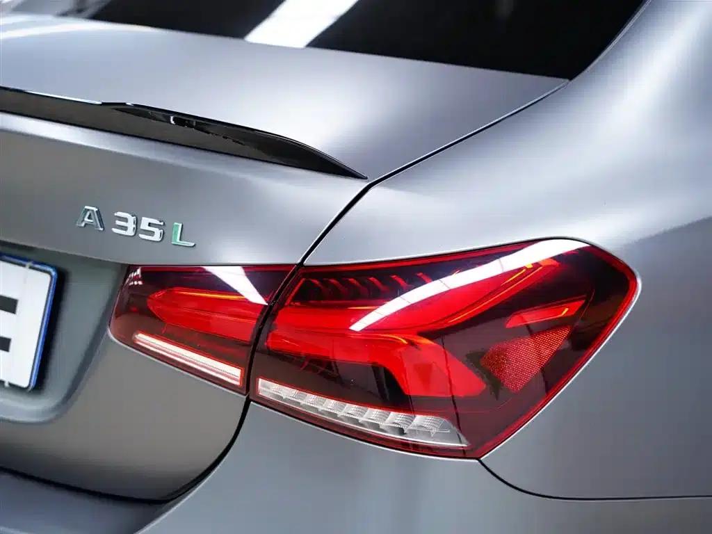 2021 Mercedes-Benz A-Class AMG A 35 L 4MATIC Midnight Edition — миниатюра 4