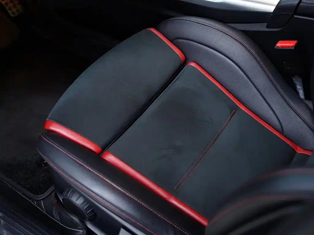 2021 Mercedes-Benz A-Class AMG A 35 L 4MATIC Midnight Edition — миниатюра 37