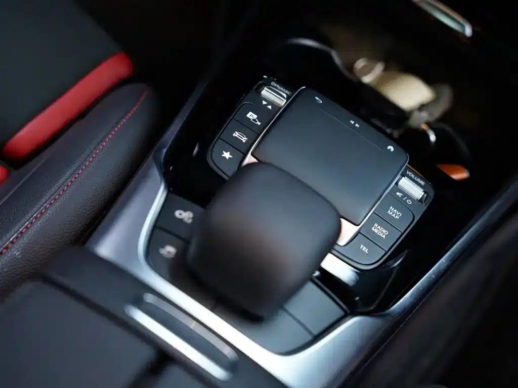 2021 Mercedes-Benz A-Class AMG A 35 L 4MATIC Midnight Edition — миниатюра 52
