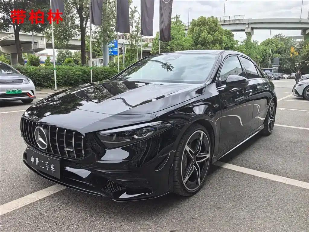 2025 Mercedes-Benz A-Class AMG A 35 L 4MATIC — миниатюра 1