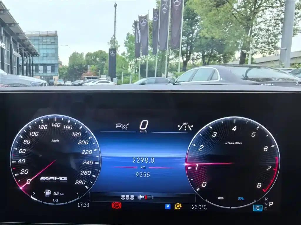 2025 Mercedes-Benz A-Class AMG A 35 L 4MATIC — миниатюра 17