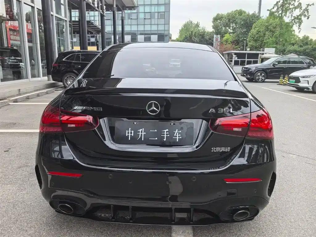 2025 Mercedes-Benz A-Class AMG A 35 L 4MATIC — миниатюра 6