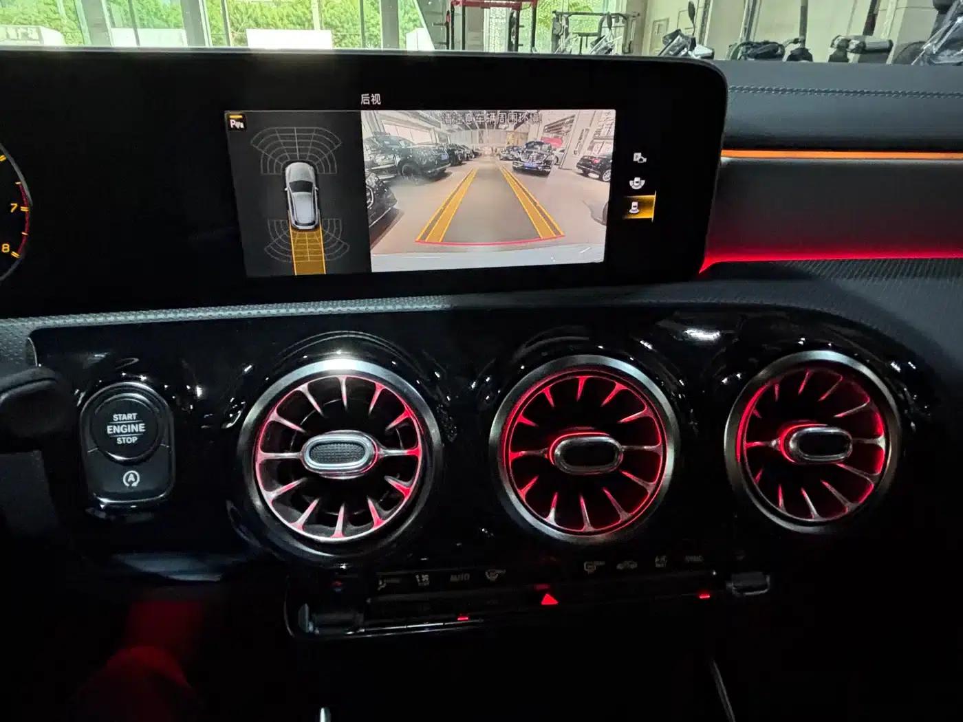2020 Mercedes-Benz A-Class AMG (Imported) Facelift AMG A 35 4MATIC — миниатюра 15