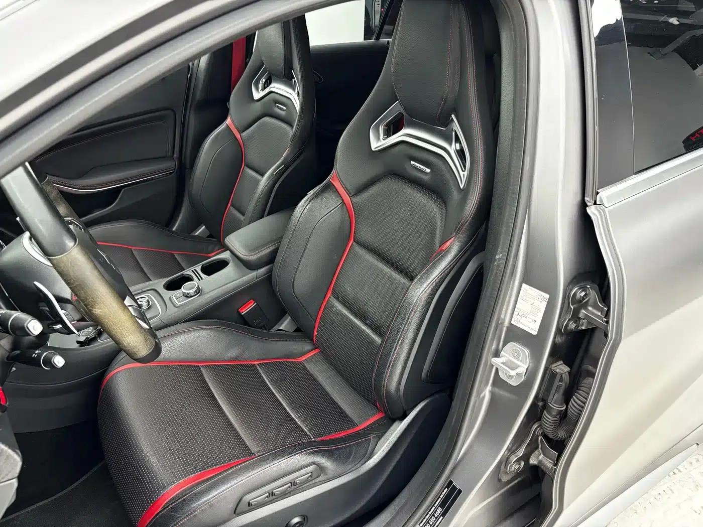 2016 Mercedes-Benz A-Class AMG (Imported) AMG A 45 4MATIC — миниатюра 12