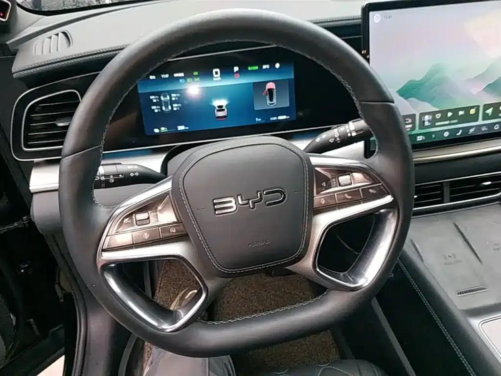 Hiace 07 EV 2024 Model 610 Long Range Version — миниатюра 11