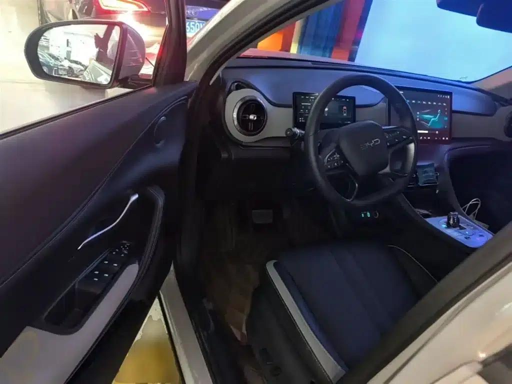 Hiace 05 DM-i 2025 DM-i Intelligent Driving Edition 75KM Luxury Model — миниатюра 16