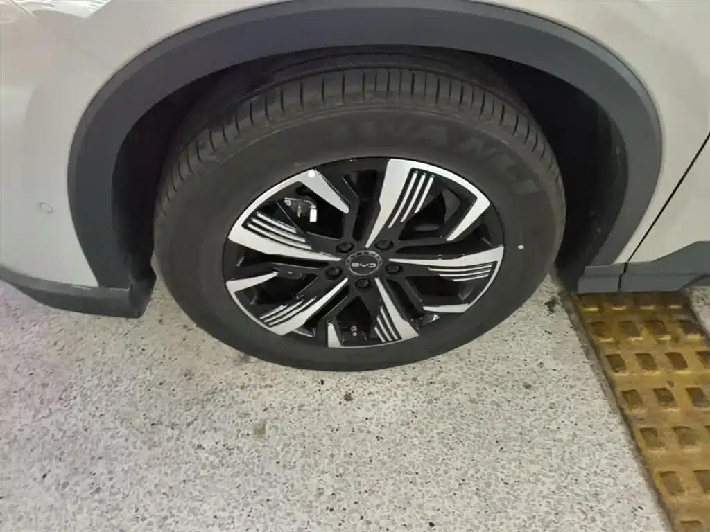 Hiace 05 DM-i 2025 DM-i Intelligent Driving Edition 75KM Luxury Model — миниатюра 23