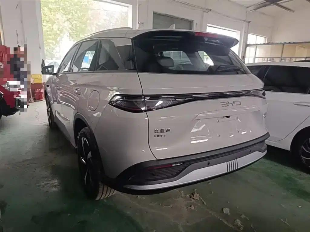 Hiace 05 DM-i 2025 DM-i Intelligent Driving Edition 115KM Flagship Model — миниатюра 5