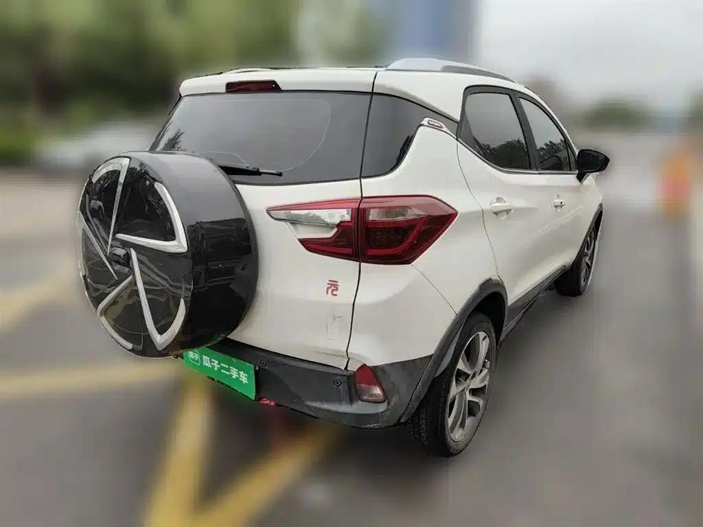 2017 Yuan 1.5L Manual Panoramic Sunroof Edition — миниатюра 5
