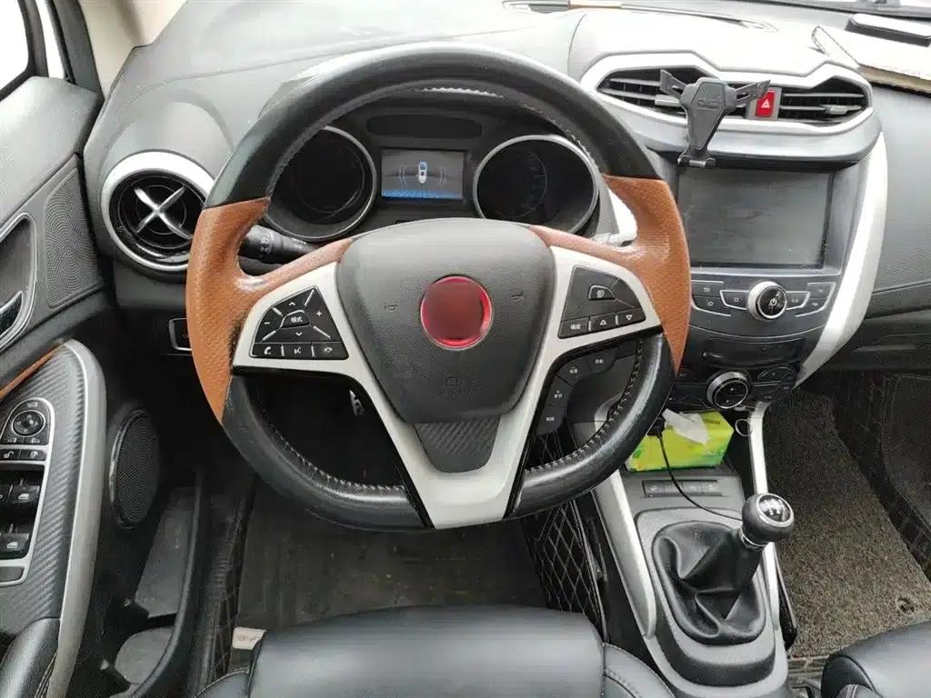 2017 Yuan 1.5L Manual Panoramic Sunroof Edition — миниатюра 7