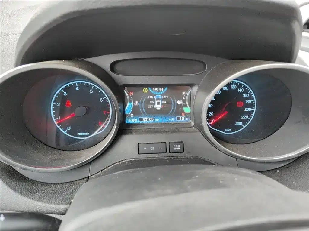 2017 Yuan 1.5L Manual Panoramic Sunroof Edition — миниатюра 9