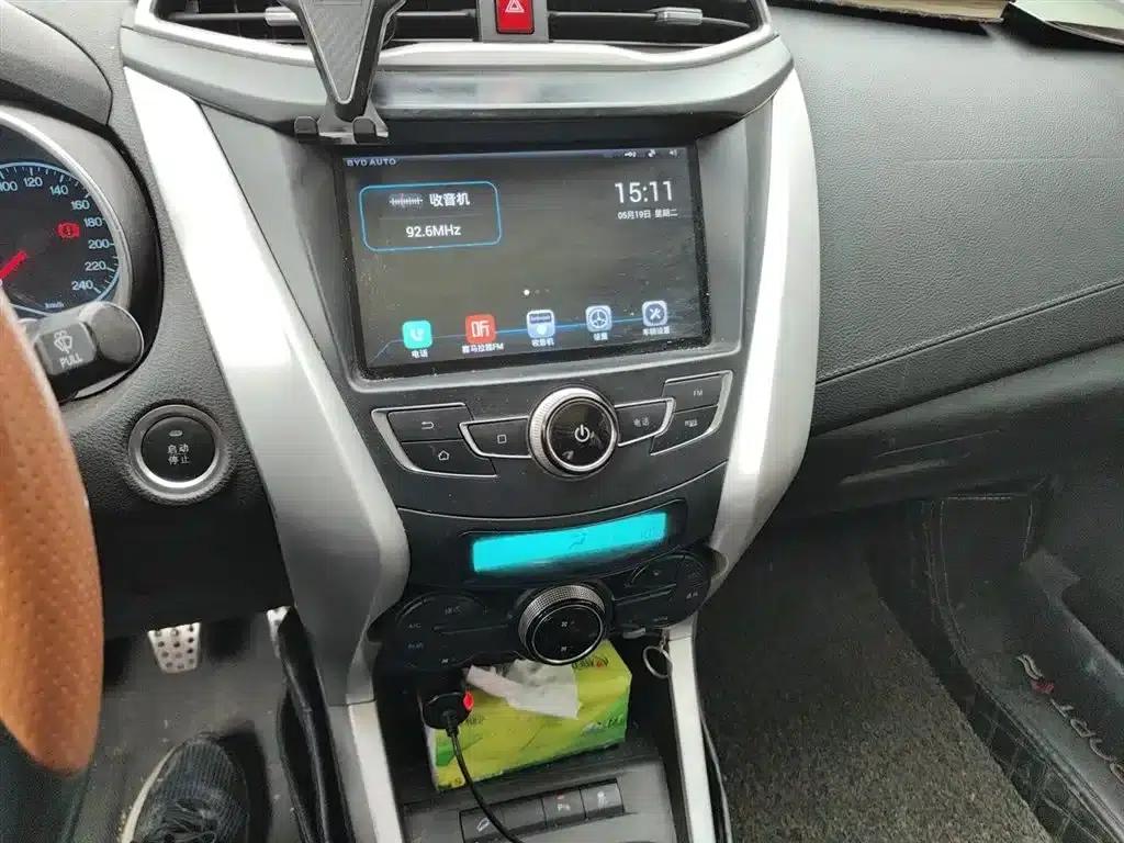2017 Yuan 1.5L Manual Panoramic Sunroof Edition — миниатюра 10