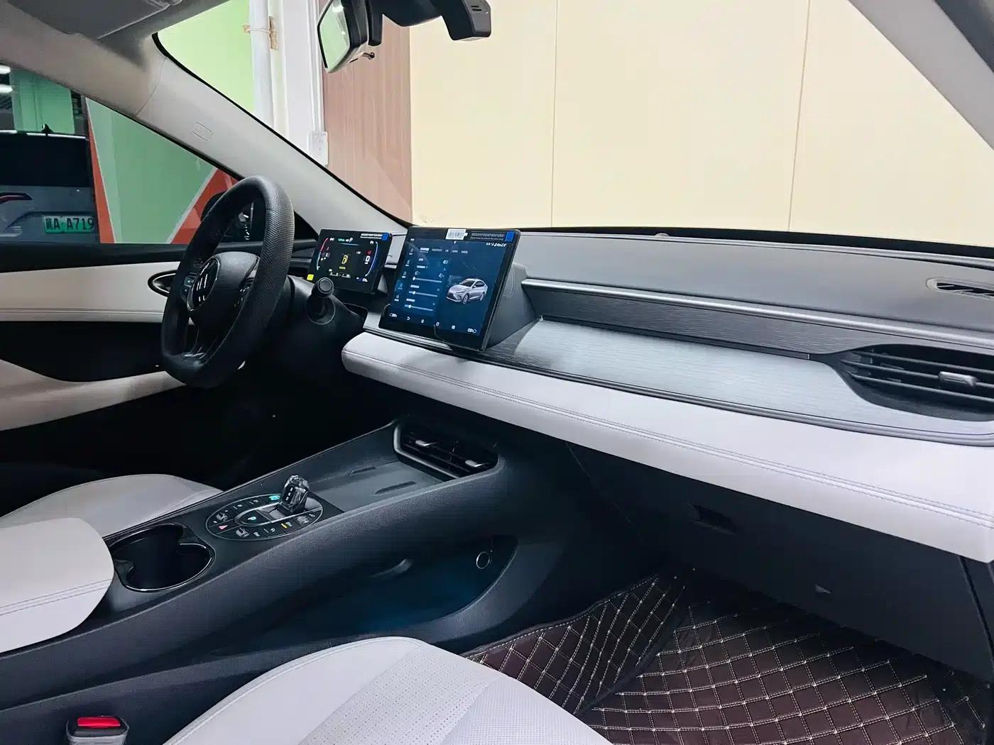 Seal 05 DM-i 2025 DM-i Intelligent Driving Edition 55KM Luxury Model — миниатюра 9