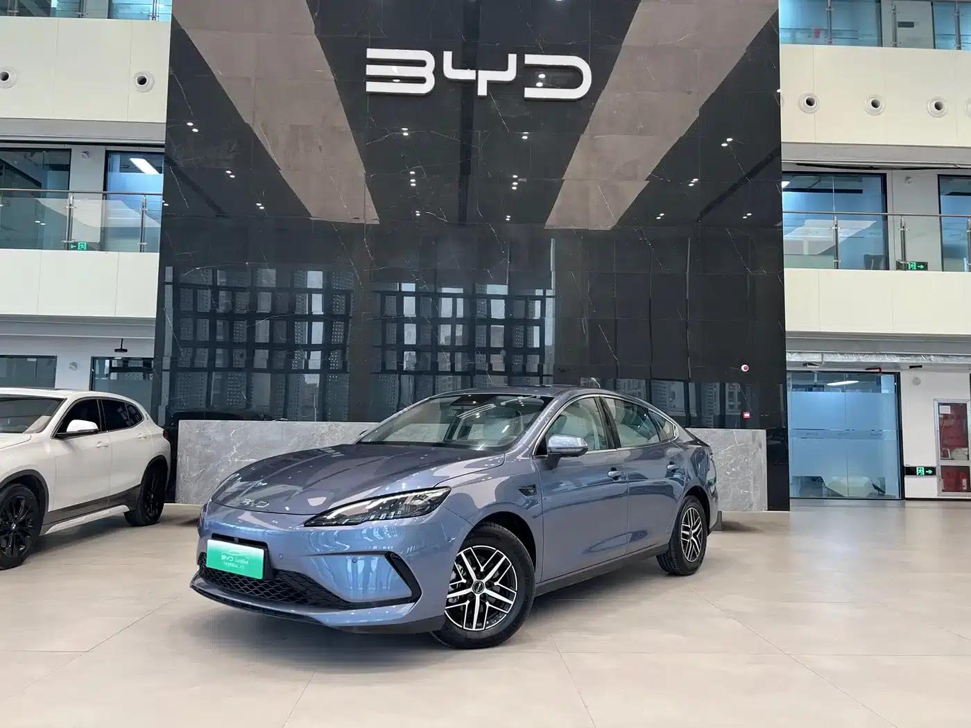 Seal 05 DM-i 2025 DM-i Intelligent Driving Edition 120KM Flagship Model — миниатюра 1