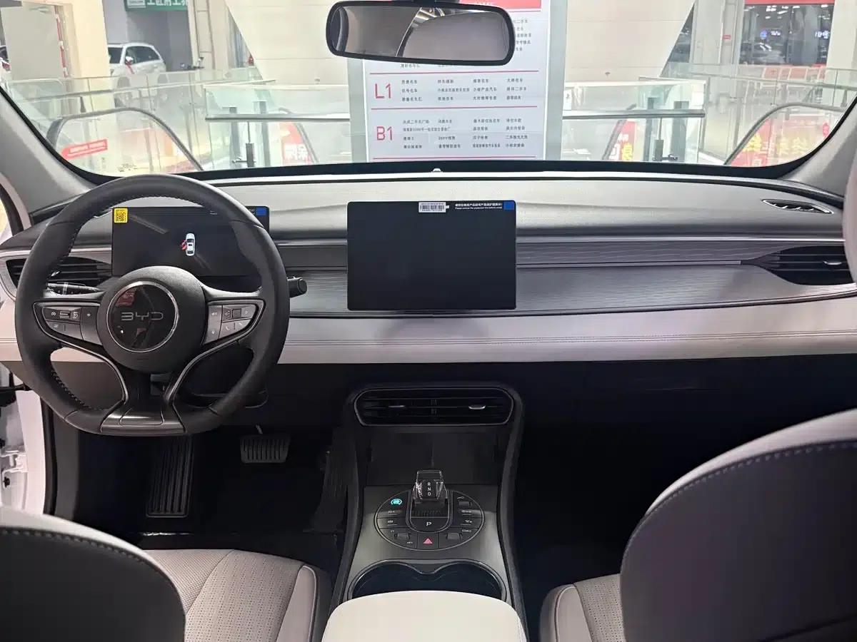 Seal 05 DM-i 2025 DM-i Intelligent Driving Edition 55KM Luxury Model — миниатюра 6