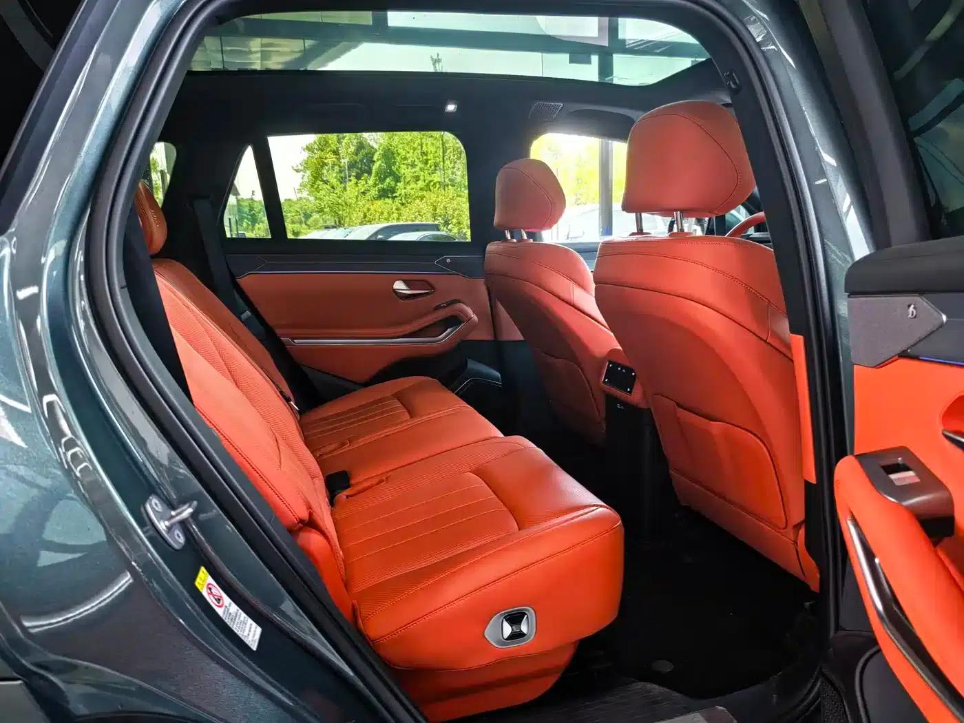 Tang L 2025 EV 600KM Four-Wheel Drive LiDAR Flagship Edition — миниатюра 19